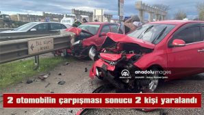 2 OTOMOBİLİN ÇARPIŞMASI SONUCU 2 KİŞİ YARALANDI