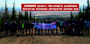 SARDOS ÜYELERİ, KORUDAĞ’IN YEŞİLİNDEN SAROS’UN MAVİSİNE YÜRÜYEREK SEZONU AÇTI