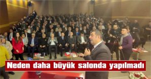 MERDİVENE OTURANLAR DA OLDU, AYAKTA DİNLEYENLER DE…