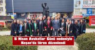 AVUKATLAR ATATÜRK ANITI’NA ÇELENK KOYDU
