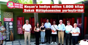 KEŞAN’A HEDİYE EDİLEN 1.000 KİTAP, SOKAK KÜTÜPHANESİNE YERLEŞTİRİLDİ