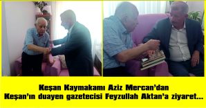 AKTAN, MERCAN’A YAZDIĞI İKİ KİTABINI DA İMZALAYARAK HEDİYE ETTİ