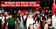 FENER ALAYI VE KONSERE YÜZLERCE VATANDAŞ KATILDI