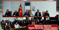 BAŞKAN ÖZCAN, MUHTARLARI MECLİS SALONUNDA AĞIRLADI, ARDINDAN YEMEK VERDİ